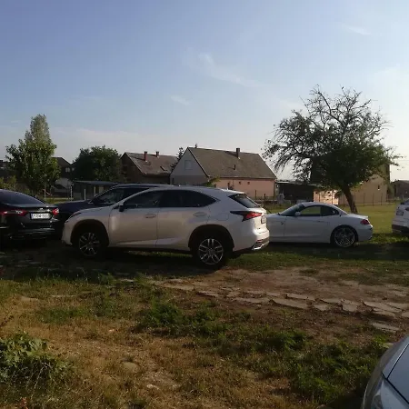 Edina Vendeghaz-gyenesdias