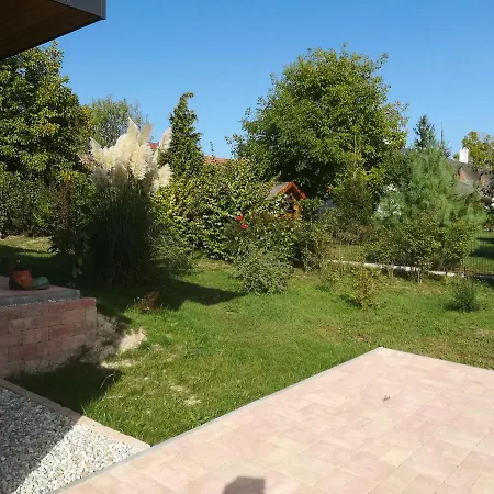 Edina Vendeghaz-gyenesdias