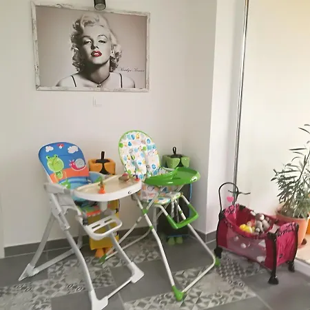 Апартаменты Edina Vendeghaz-gyenesdias Денешдиаш