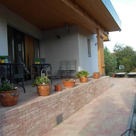 Edina Vendégház-gyenesdiás Apartman