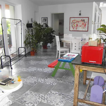 Edina Vendeghaz-gyenesdias * Денешдиаш