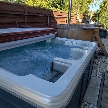 Edina Vendeghaz-gyenesdias Апартаменты Денешдиаш