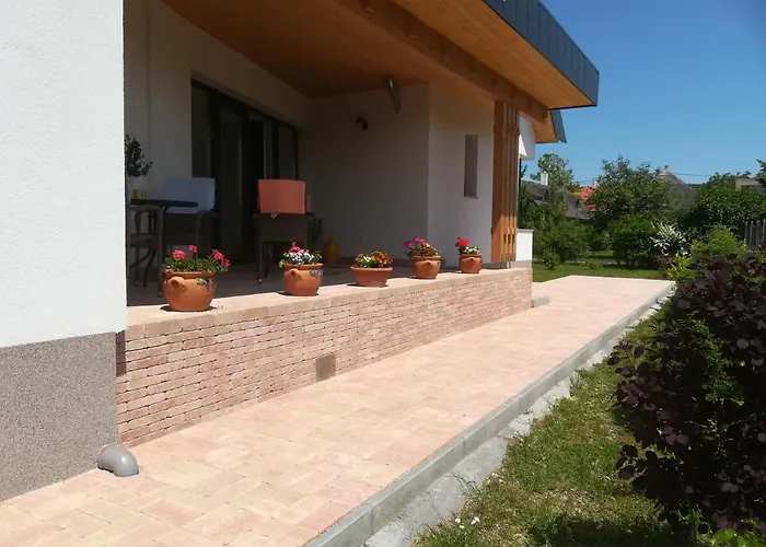 Edina Vendégház-gyenesdiás Apartman Gyenesdiás