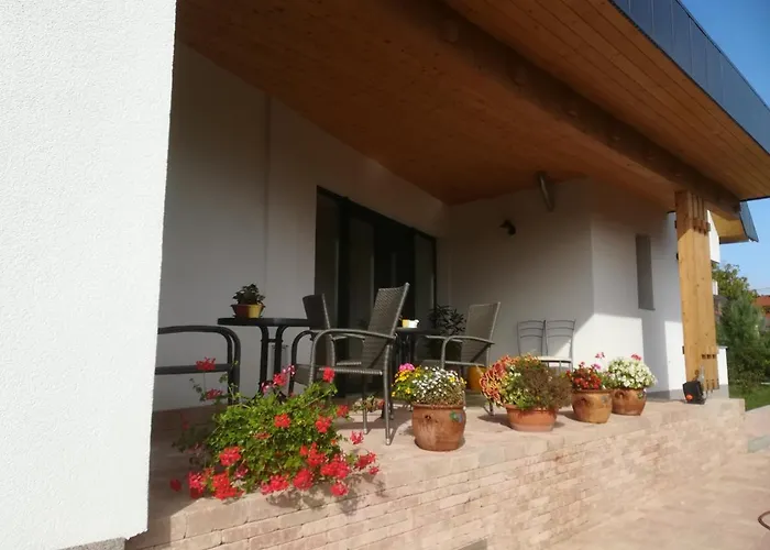 Edina Vendeghaz-gyenesdias Apartment *