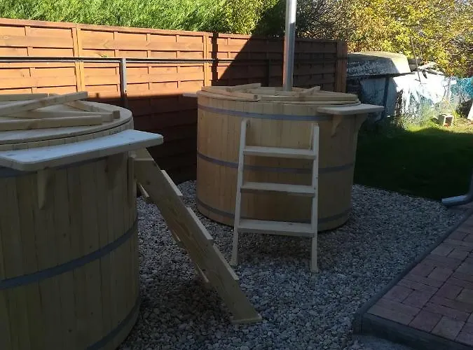 Edina Vendeghaz-gyenesdias